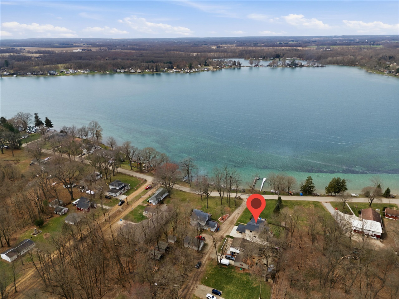 20070 Parkway Avenue, Three Rivers, MI, 49093-9041