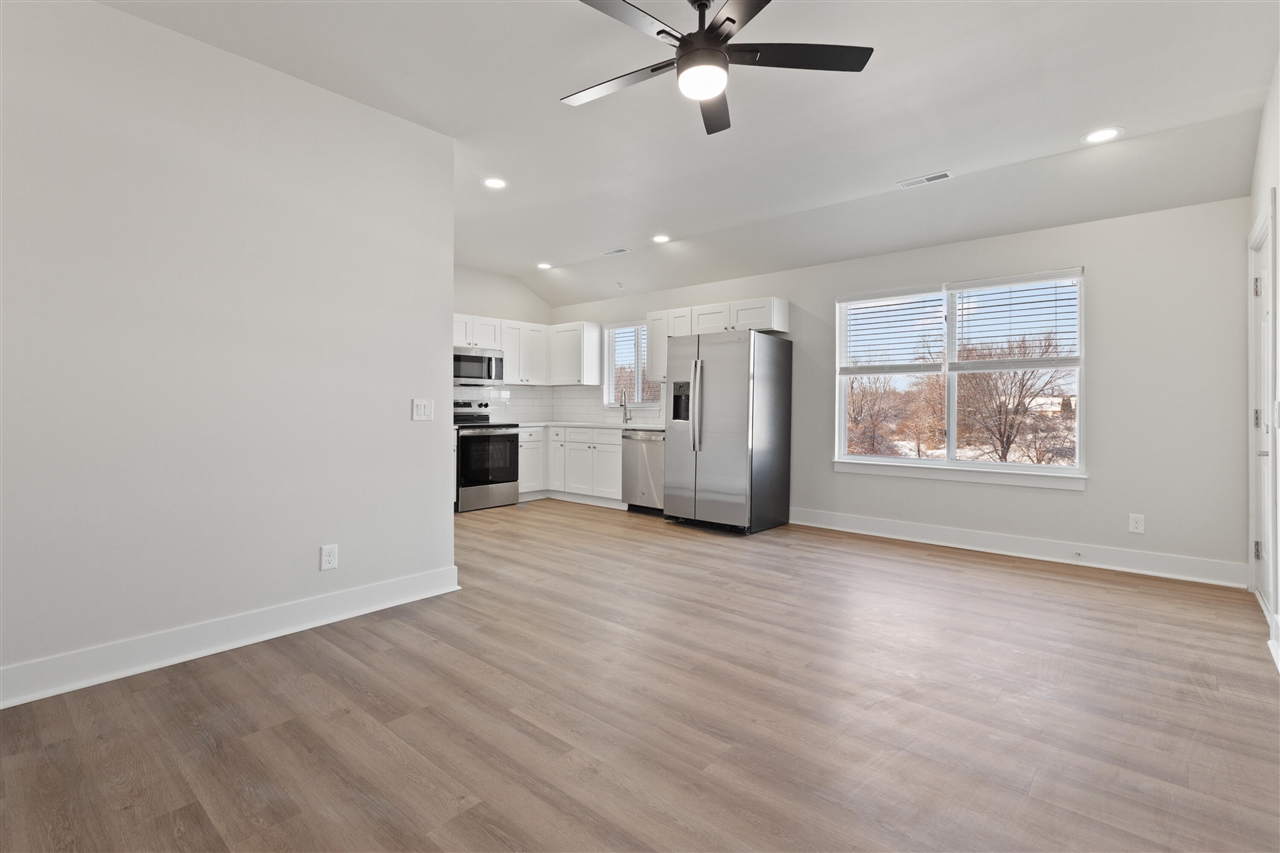 1215 Corporate Drive UNIT&nbsp;Bldg: 1, Adrian, MI, 49221