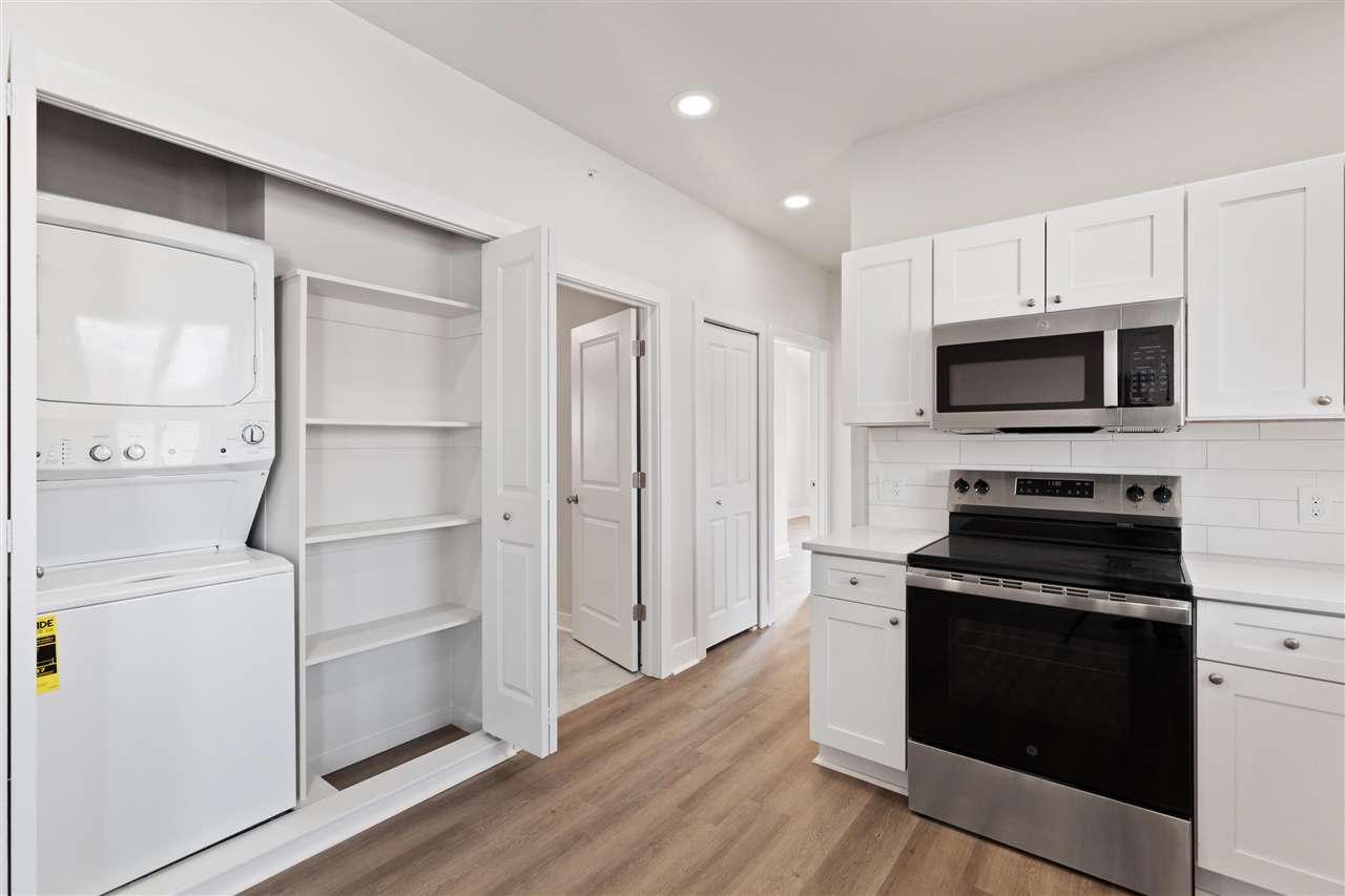 1215 Corporate Drive UNIT&nbsp;Bldg: 1, Adrian, MI, 49221