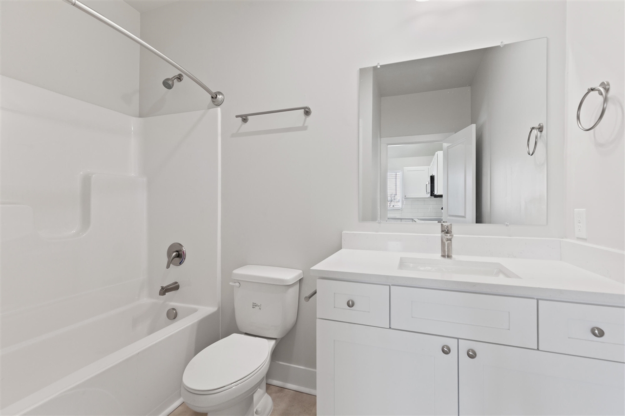 1215 Corporate Drive UNIT&nbsp;Bldg: 1, Adrian, MI, 49221