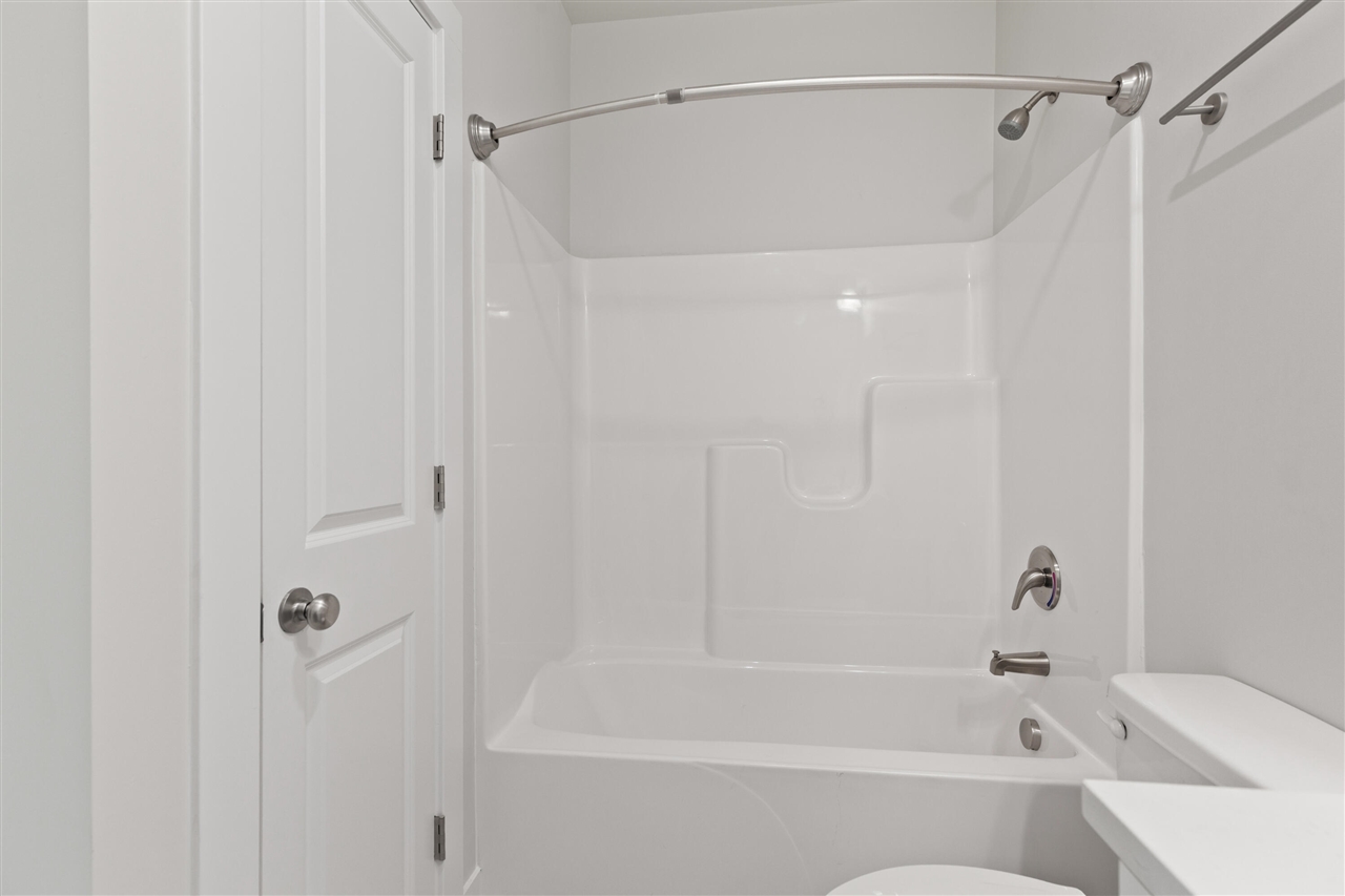 1215 Corporate Drive UNIT&nbsp;Bldg: 1, Adrian, MI, 49221