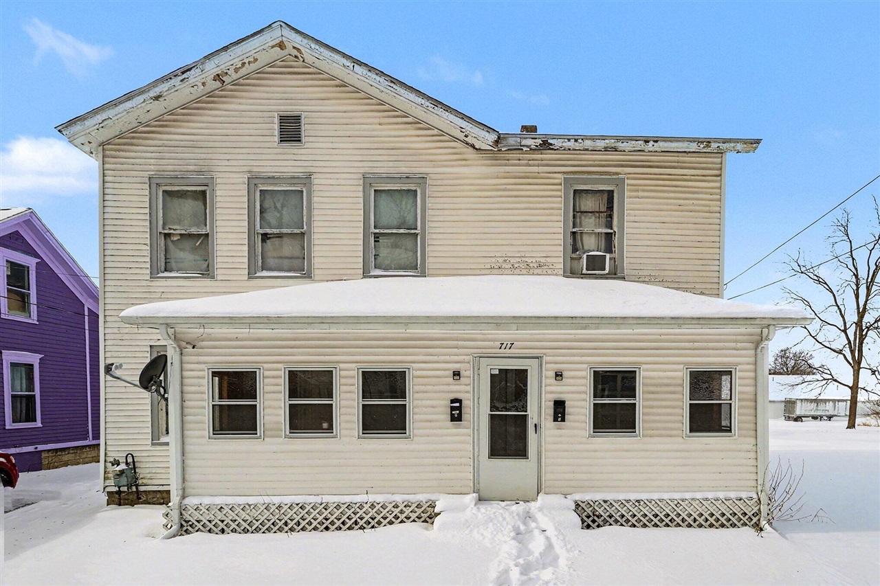 Homes for sale in Albion, MI | 717 N Eaton St, Albion, MI 49224 | MLS# 70517364