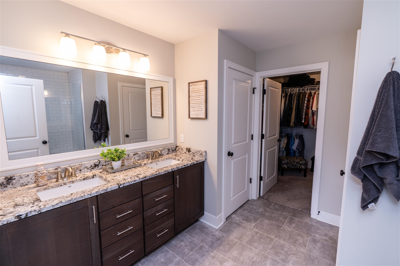 13616 Legends View Court UNIT&nbsp;33, Holland, MI, 49424-9466