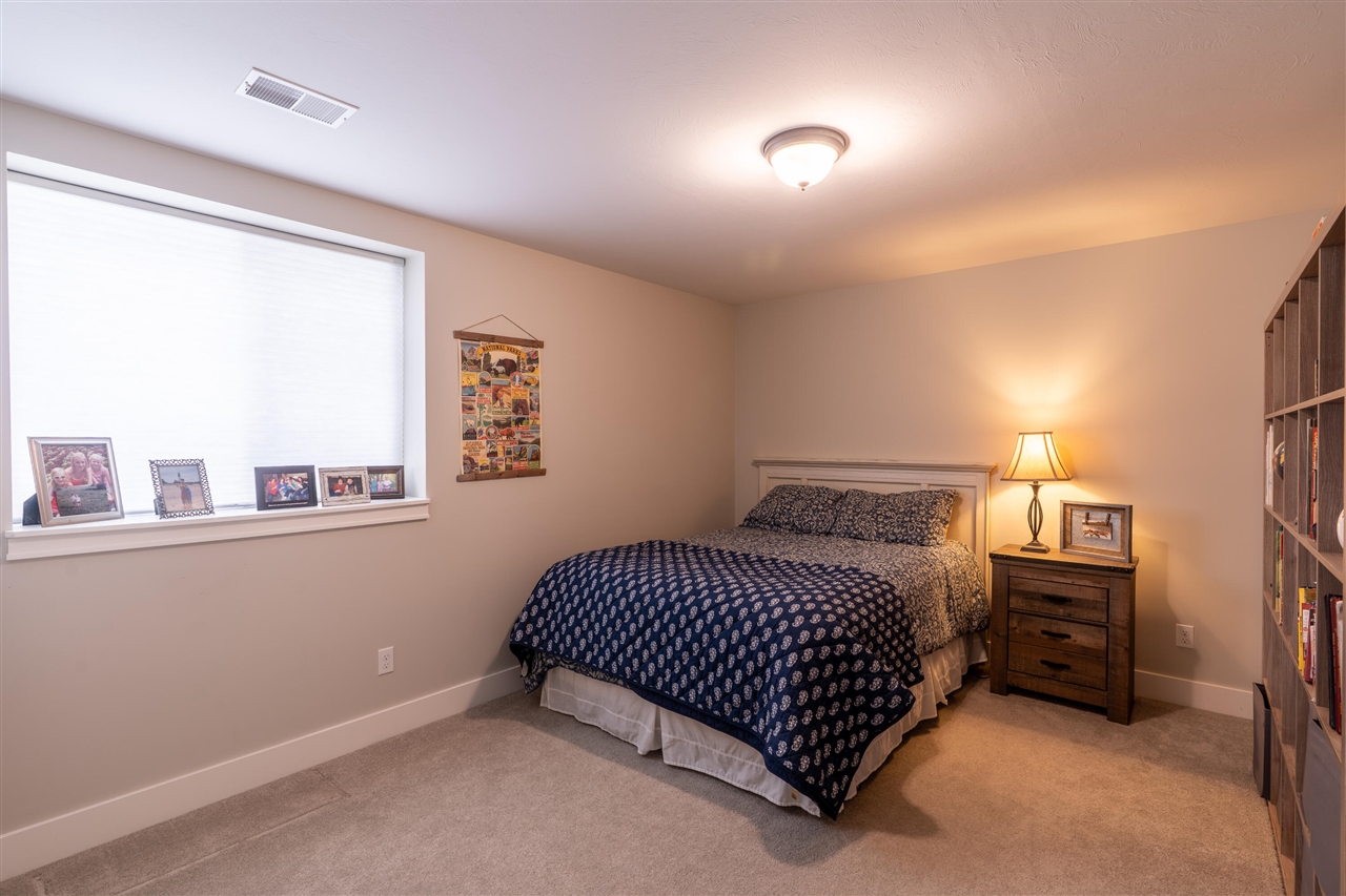 13616 Legends View Court UNIT&nbsp;33, Holland, MI, 49424-9466