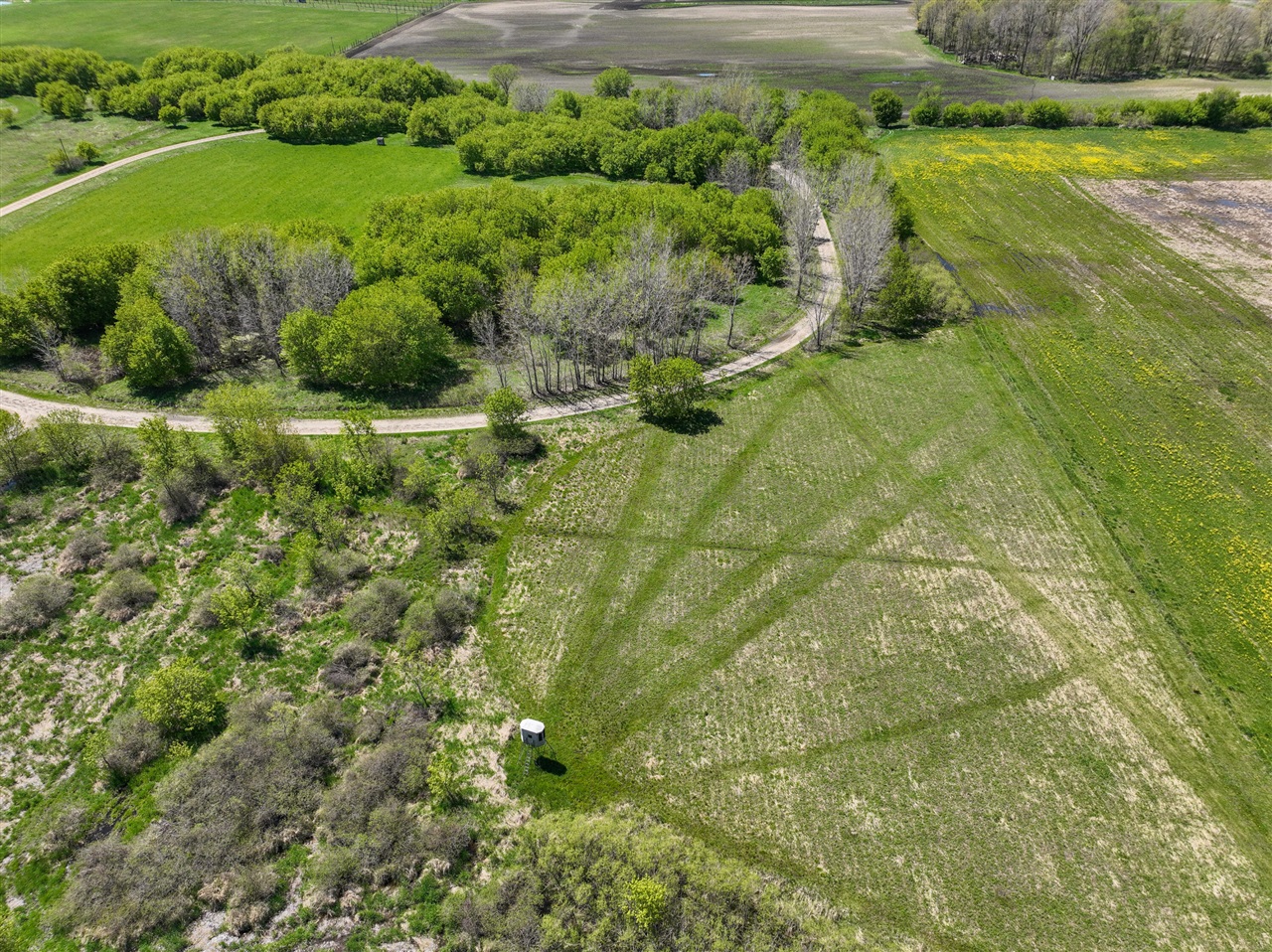 6045 Herrington Road photo 18