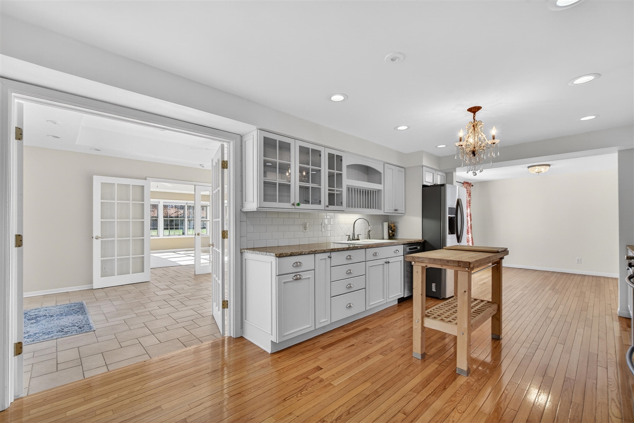 829 Thorntree Boulevard, Jackson, MI, 49203-2517