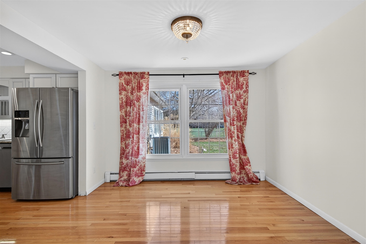 829 Thorntree Boulevard, Jackson, MI, 49203-2517