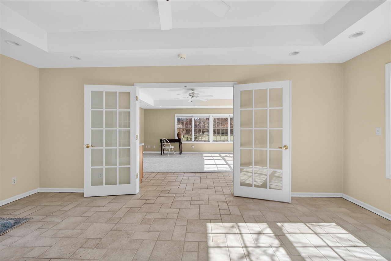 829 Thorntree Boulevard, Jackson, MI, 49203-2517