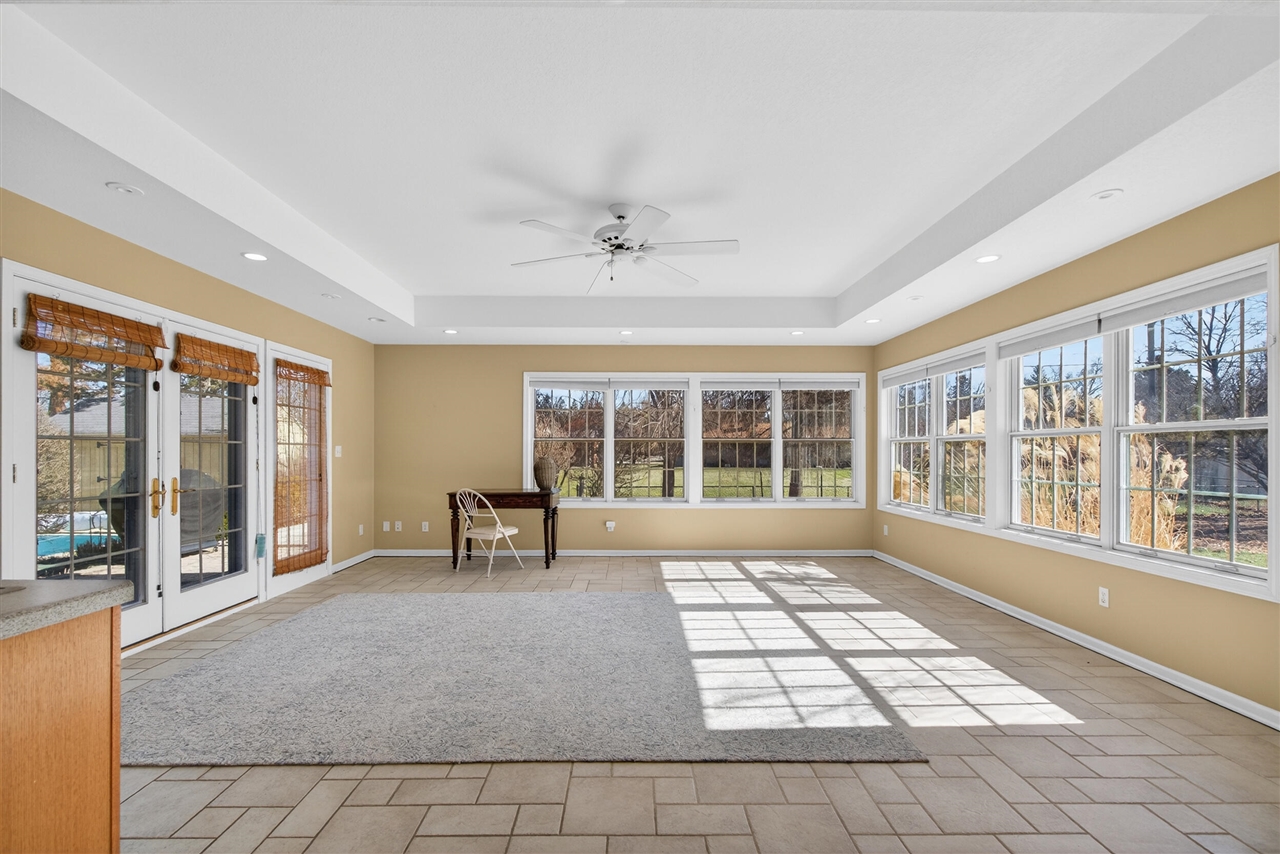 829 Thorntree Boulevard, Jackson, MI, 49203-2517