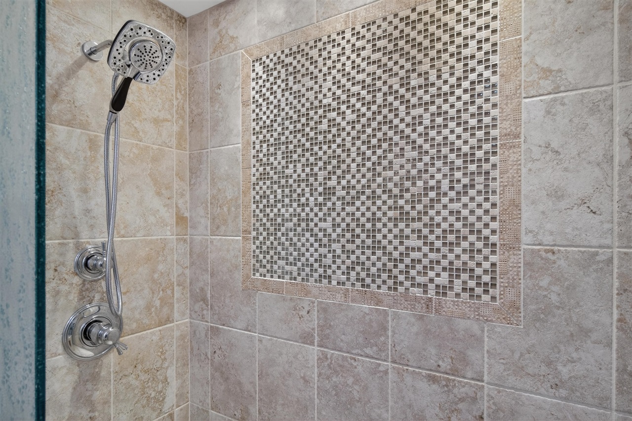 829 Thorntree Boulevard, Jackson, MI, 49203-2517
