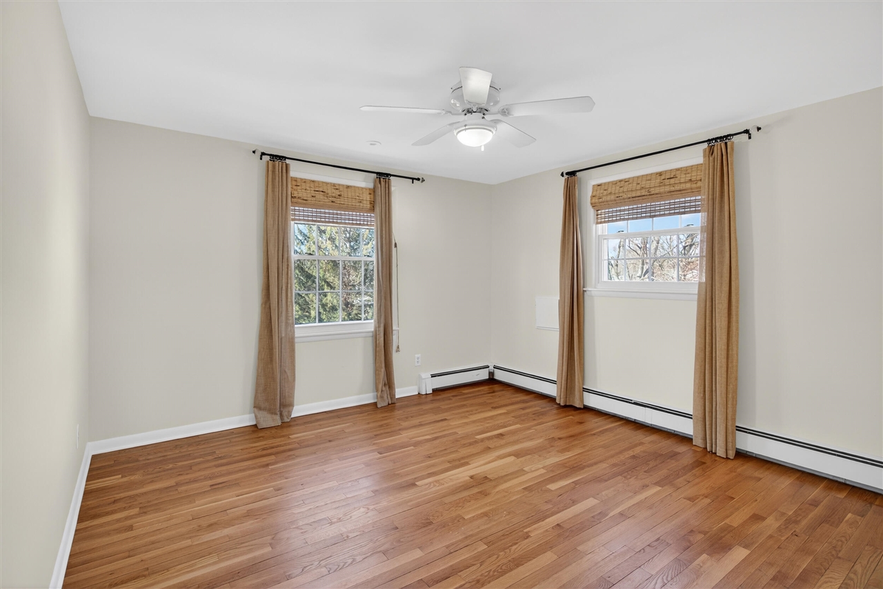 829 Thorntree Boulevard, Jackson, MI, 49203-2517