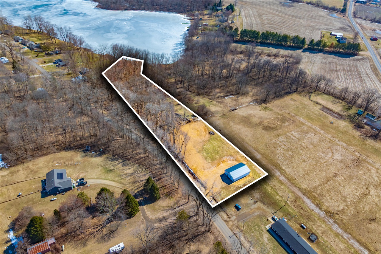 Homes for sale in Paw Paw, MI | 41823 Waukeenah Dr, Paw Paw, MI 49079 | MLS# 70517398