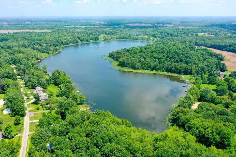 Homes for sale in Paw Paw, MI | 41823 Waukeenah Dr, Paw Paw, MI 49079 | MLS# 70517398