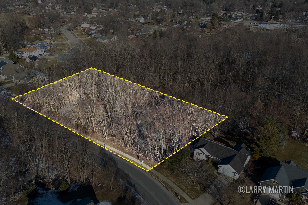 3655 40th Street, Grandville, MI, 49418-3133