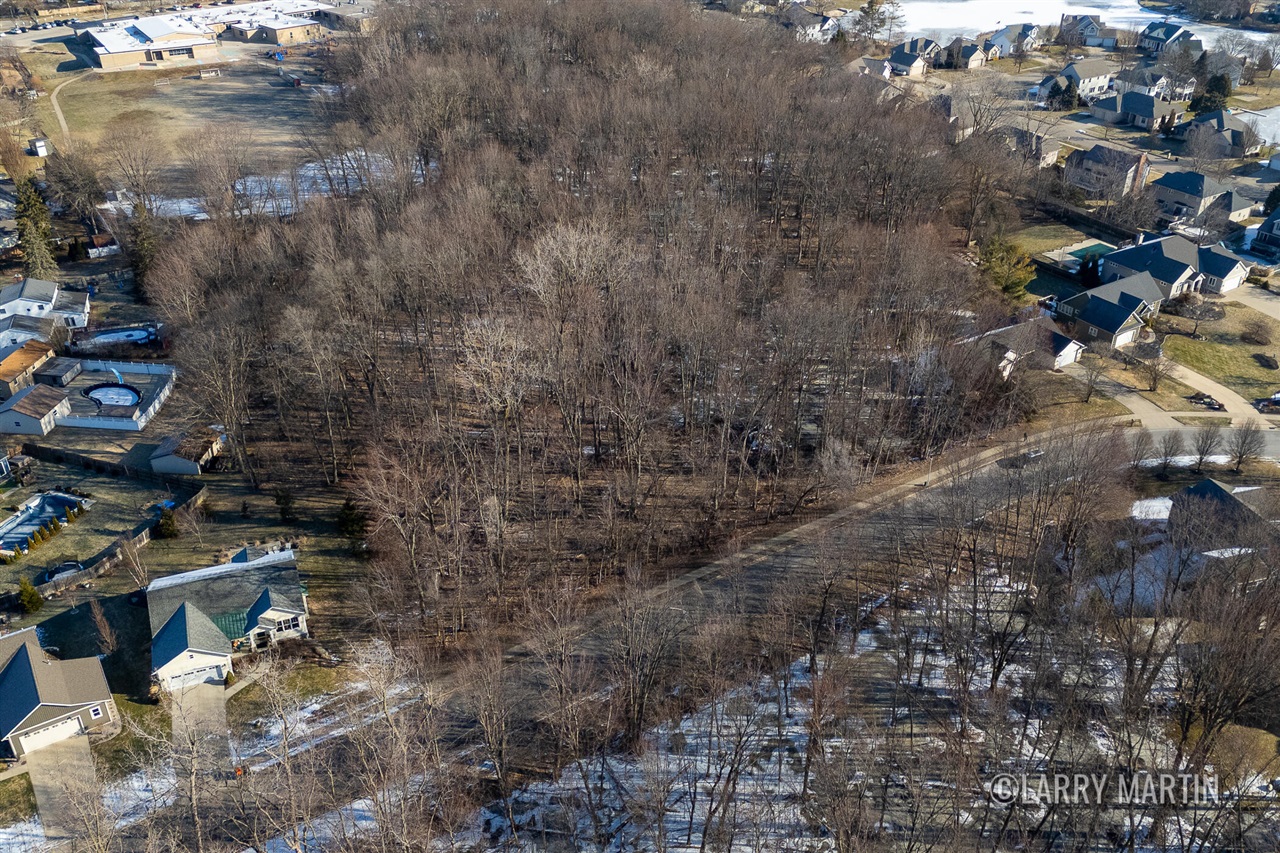 3655 40th Street, Grandville, MI, 49418-3133