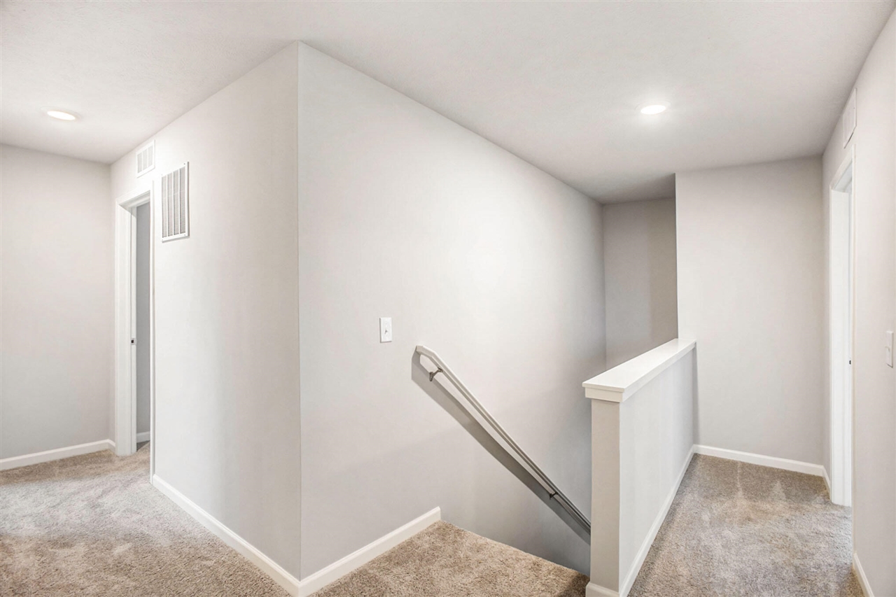 137 Peppermint Drive photo 14