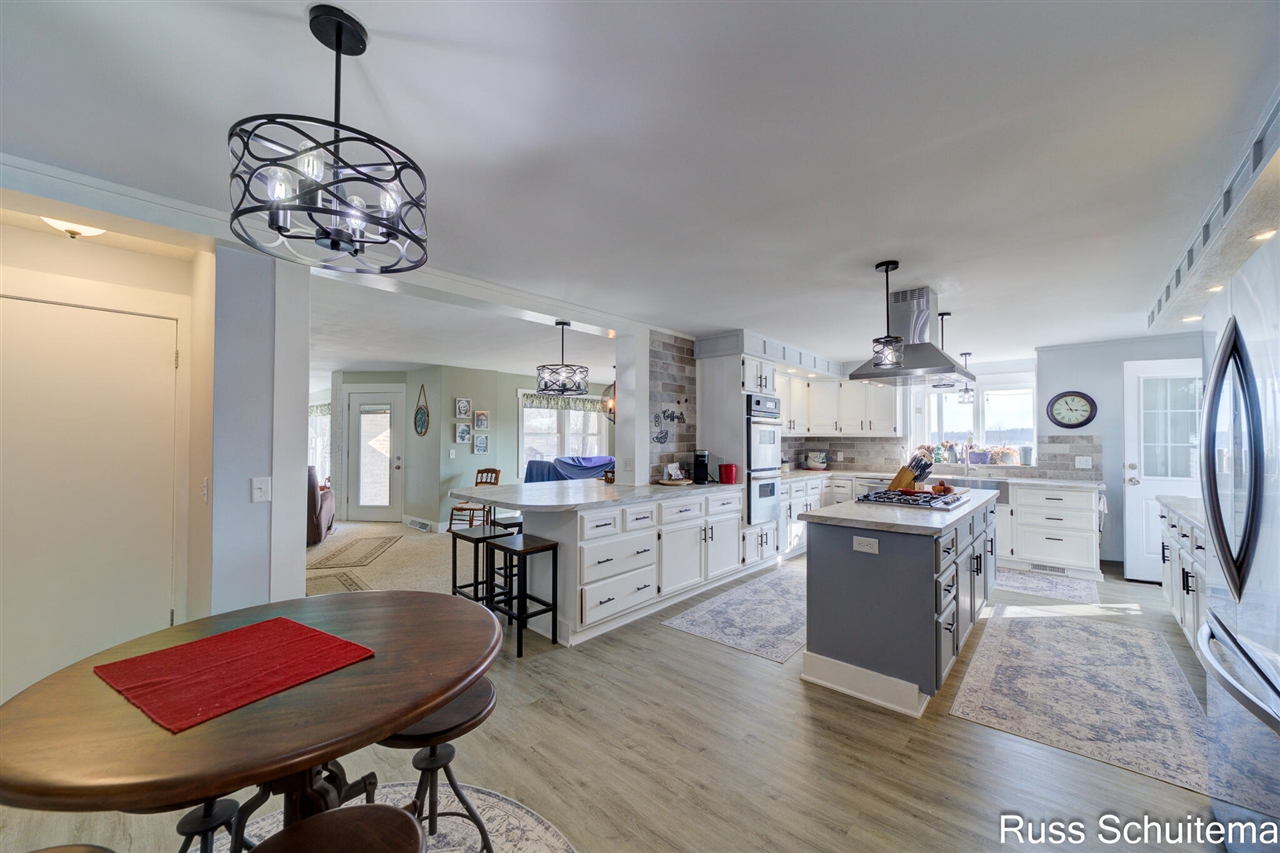11560 Thrush Drive photo 18