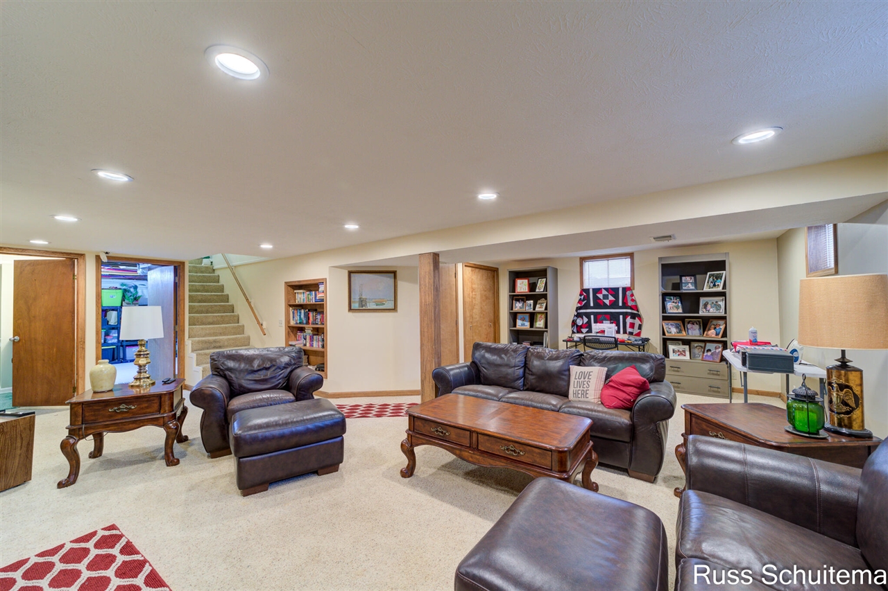 11560 Thrush Drive photo 39
