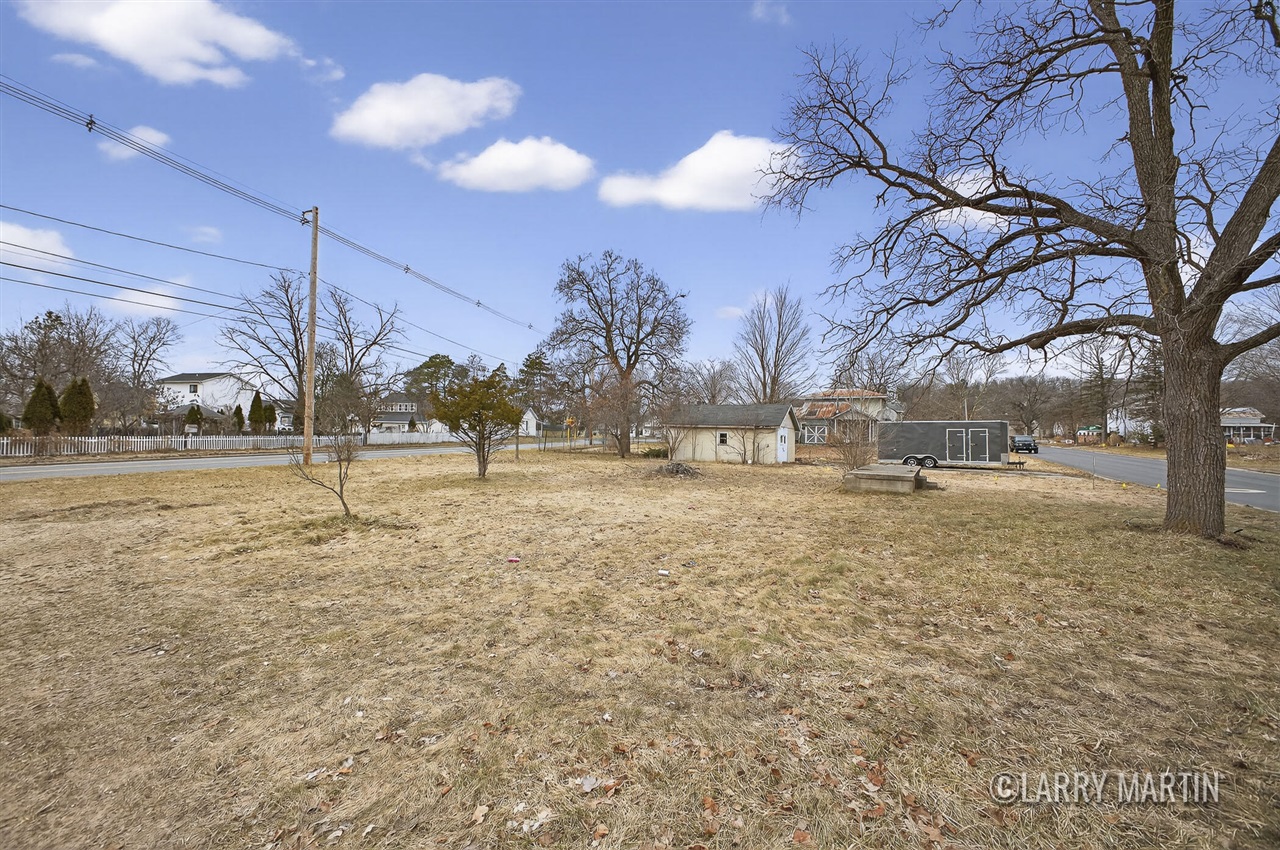 Homes for sale in Lowell, MI | 222 S Division St, Lowell, MI 49331 | MLS# 70517455