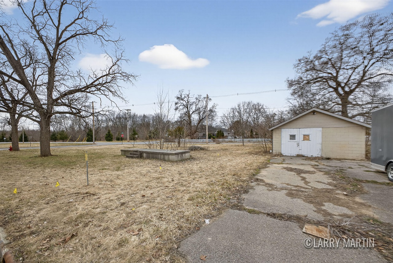 Homes for sale in Lowell, MI | 222 S Division St, Lowell, MI 49331 | MLS# 70517455