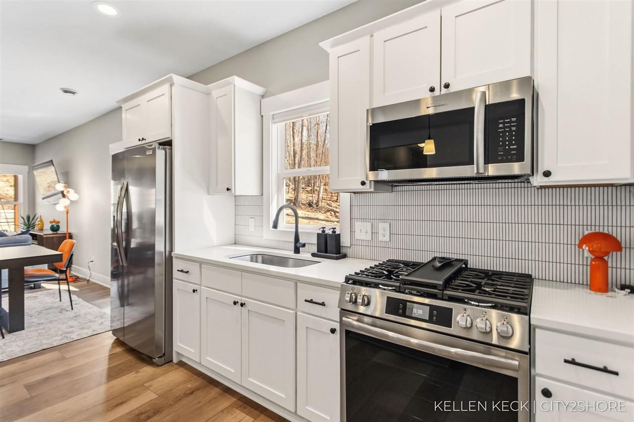 11300 Apache Wells Court, Stanwood, MI, 49346