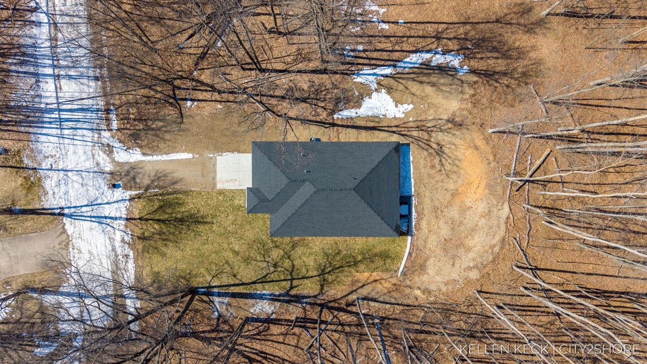 11300 Apache Wells Court, Stanwood, MI, 49346