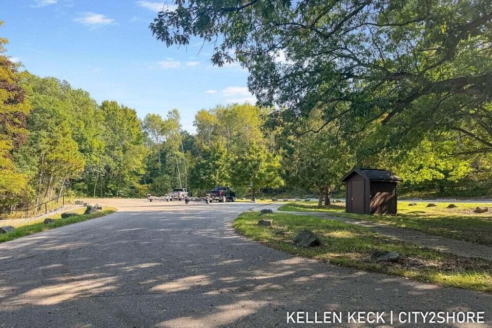 11300 Apache Wells Court, Stanwood, MI, 49346