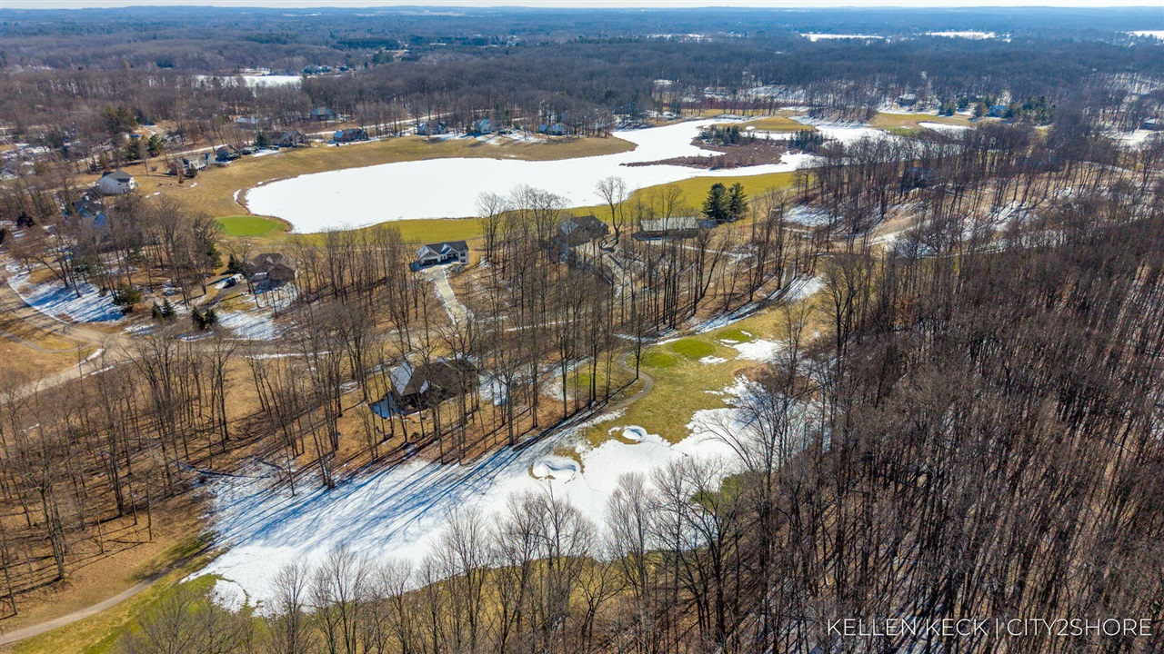 11300 Apache Wells Court, Stanwood, MI, 49346