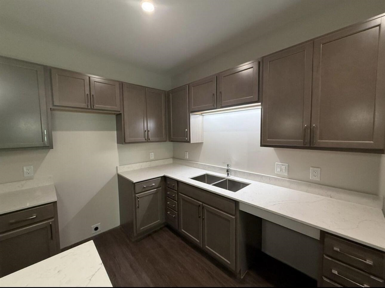 2645 Burton Road photo 12