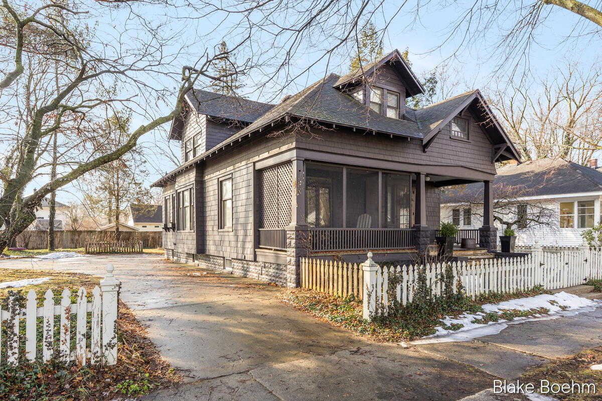 202 E 26th Street, Holland, MI, 49423-5106