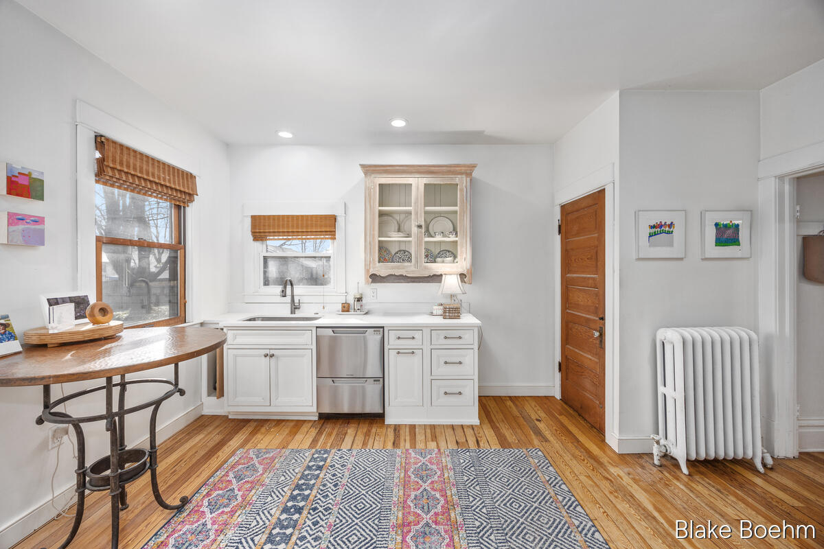 202 E 26th Street, Holland, MI, 49423-5106