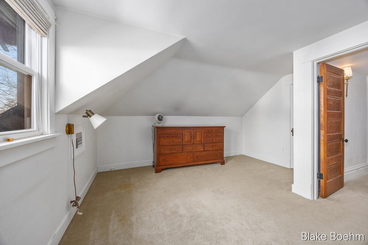 202 E 26th Street, Holland, MI, 49423-5106