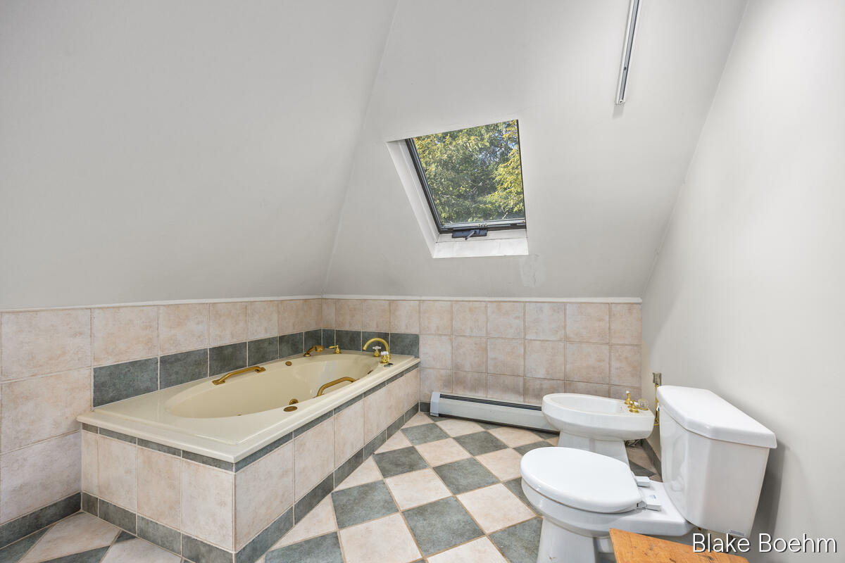 202 E 26th Street, Holland, MI, 49423-5106