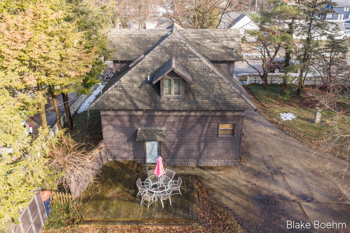 202 E 26th Street, Holland, MI, 49423-5106