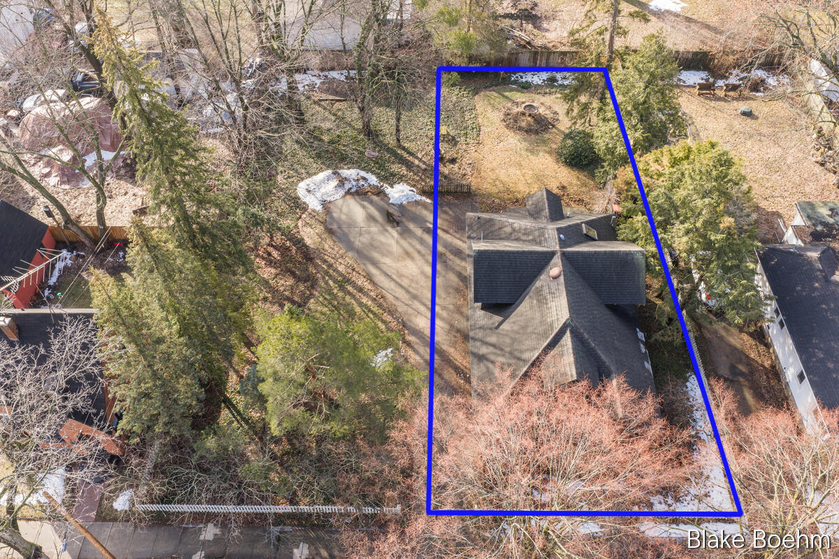 202 E 26th Street, Holland, MI, 49423-5106