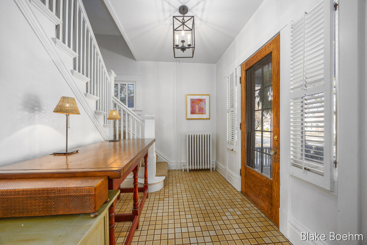 202 E 26th Street, Holland, MI, 49423-5106