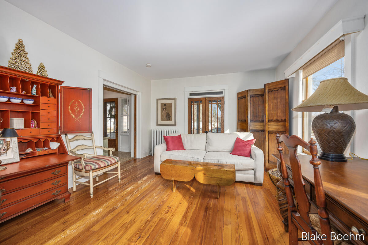 202 E 26th Street, Holland, MI, 49423-5106