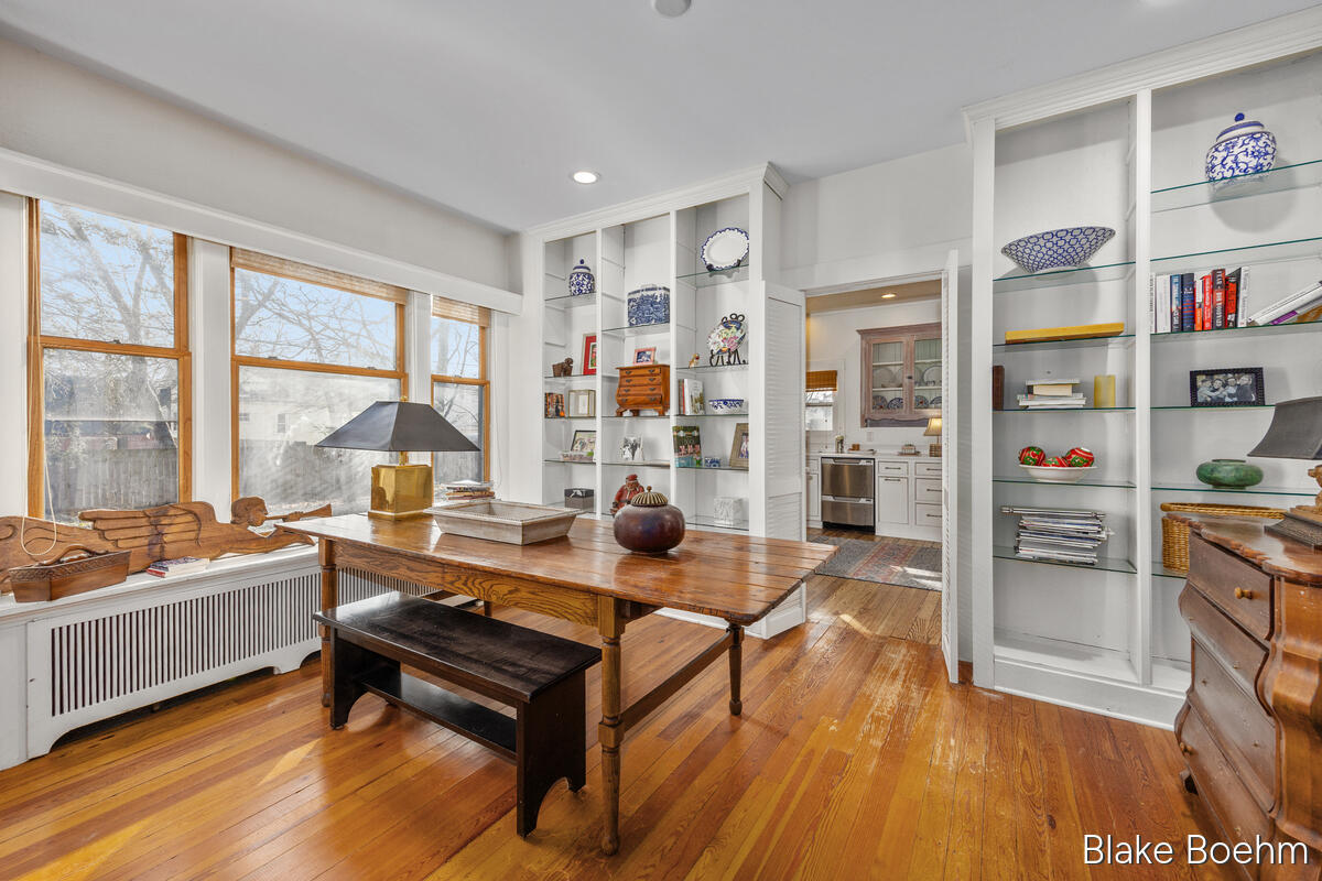 202 E 26th Street, Holland, MI, 49423-5106