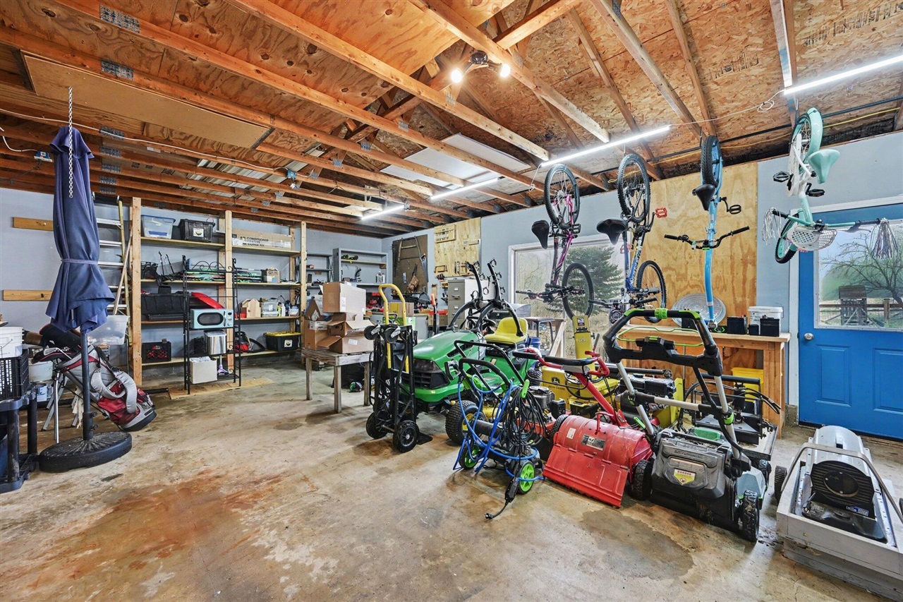 10449 W Tu Avenue, Lawton, MI, 49065