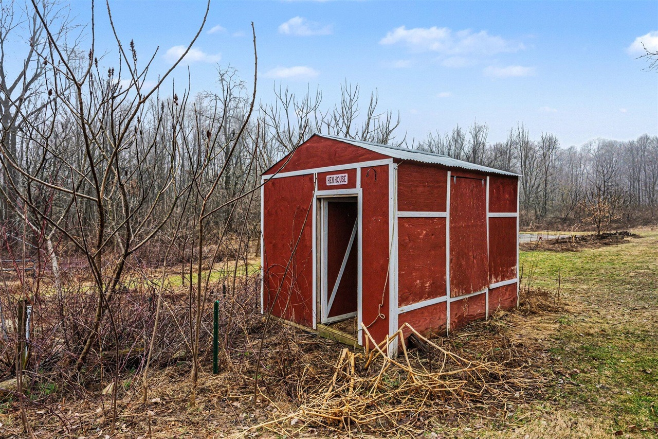 10449 W Tu Avenue, Lawton, MI, 49065