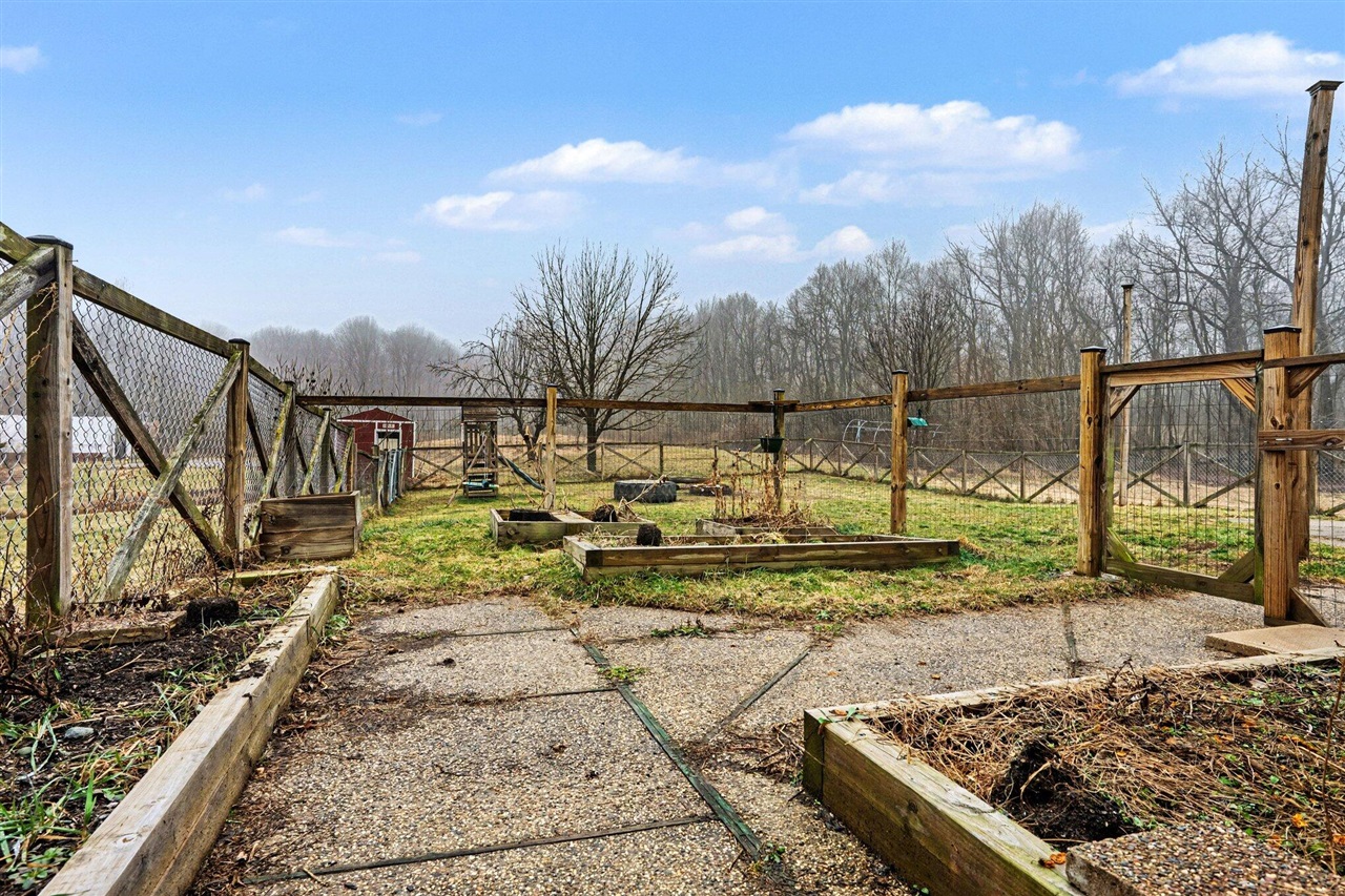 10449 W Tu Avenue, Lawton, MI, 49065