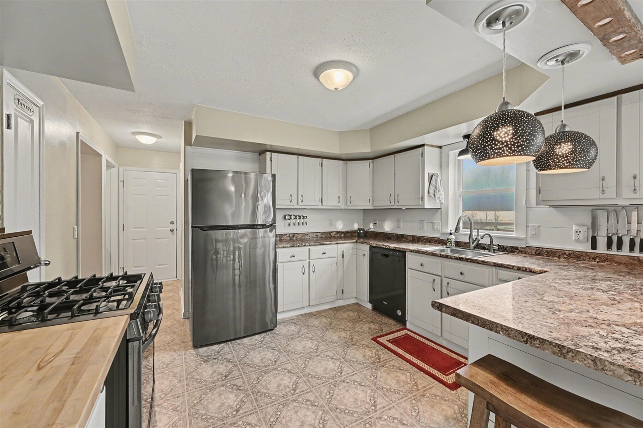 10449 W Tu Avenue, Lawton, MI, 49065