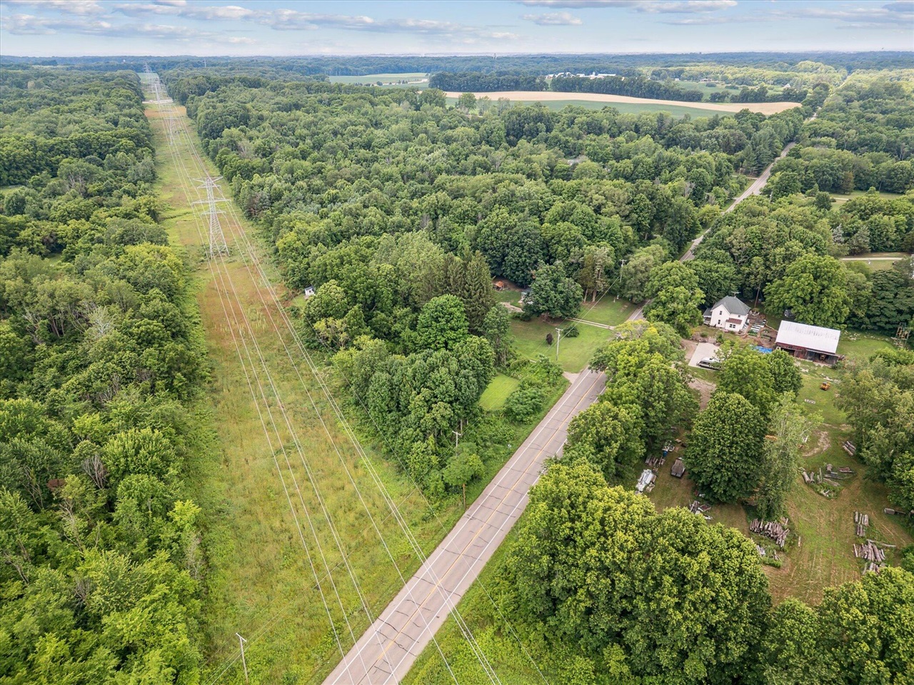 842 10th Street, Plainwell, MI, 49080-9523