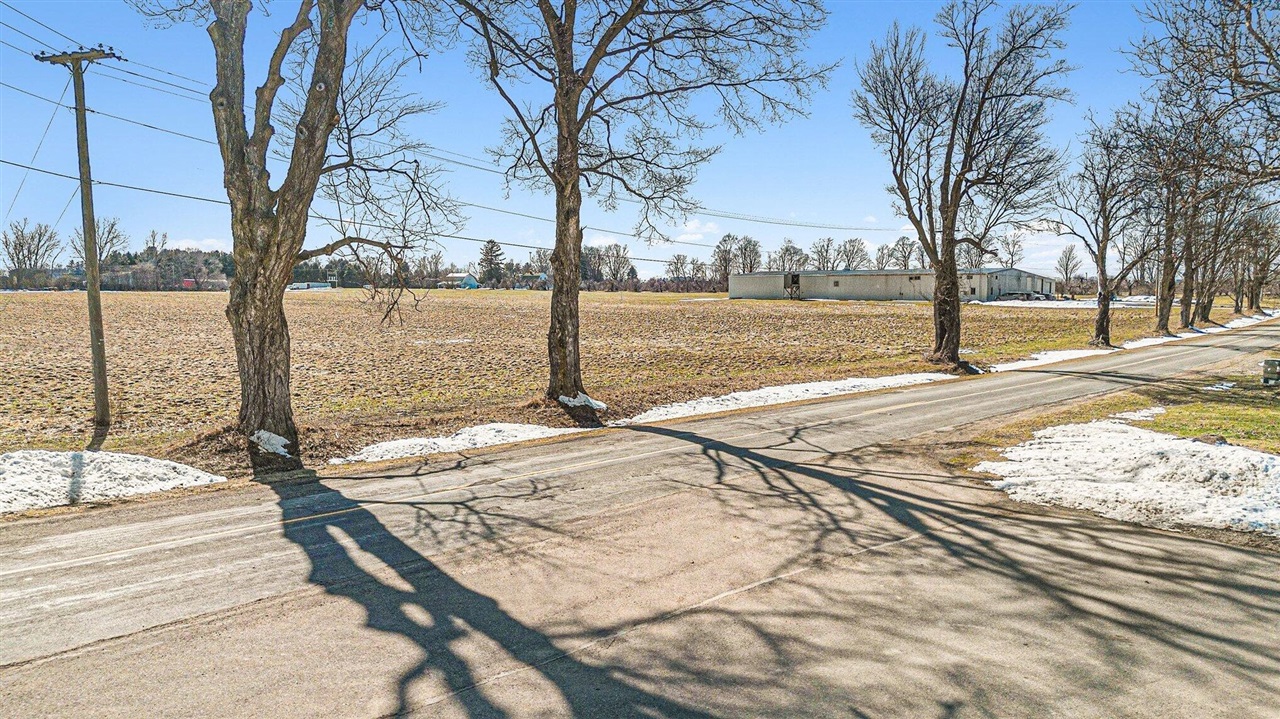 W Eureka Road photo 14
