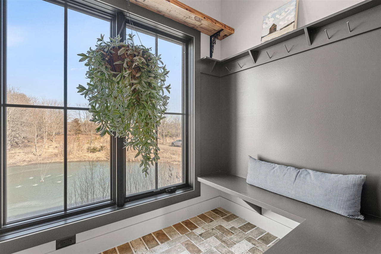 6364 126th Avenue, Fennville, MI, 49408-9648