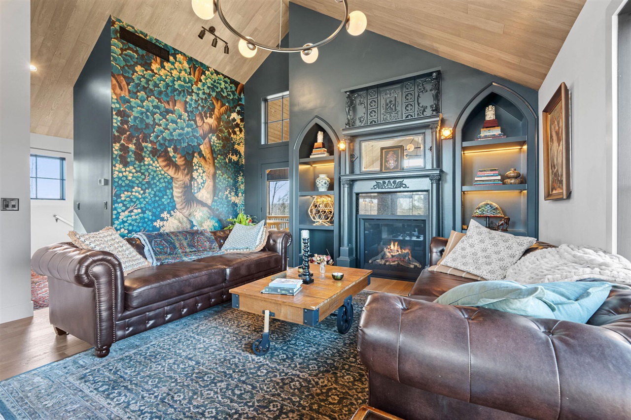 6364 126th Avenue, Fennville, MI, 49408-9648