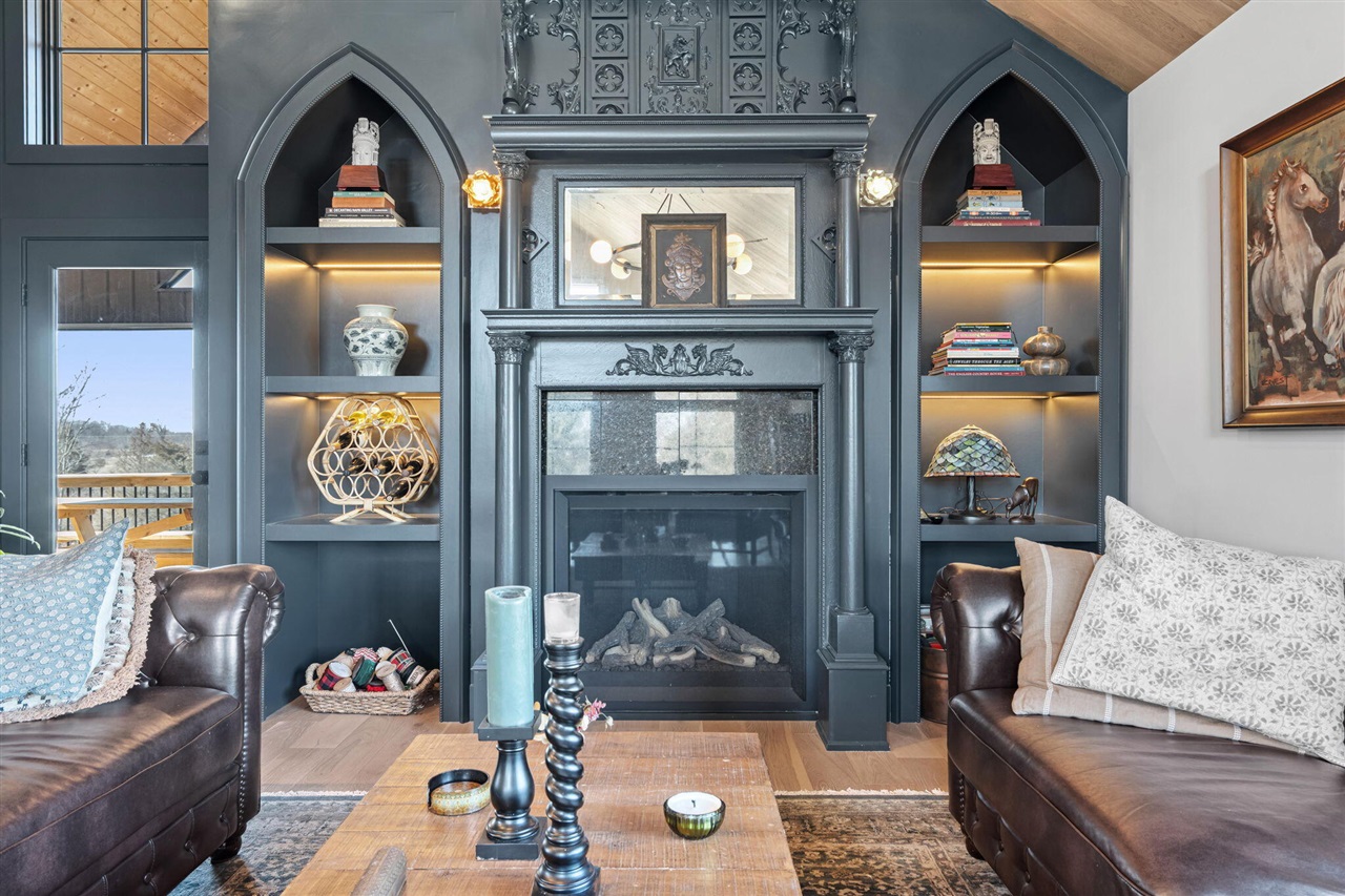 6364 126th Avenue, Fennville, MI, 49408-9648