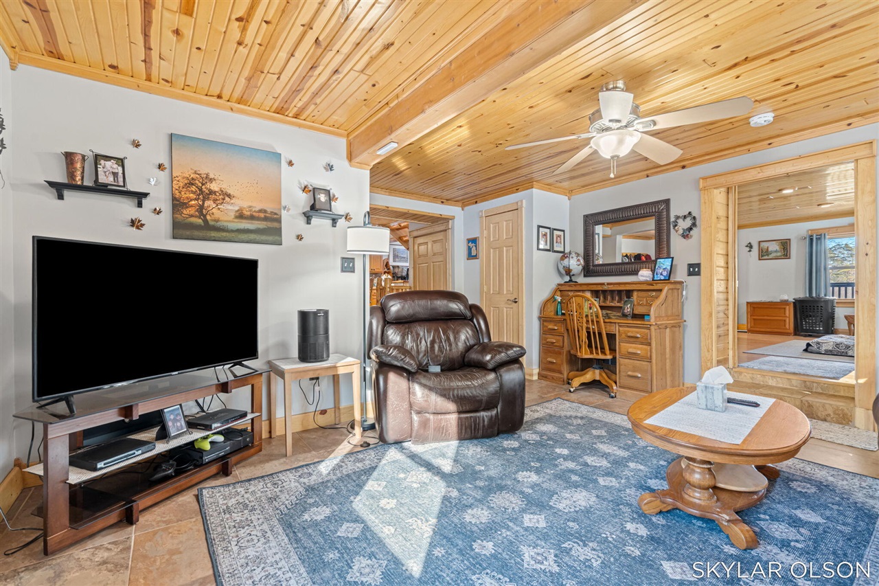 520 N Campbell Road, Fountain, MI, 49410-9605