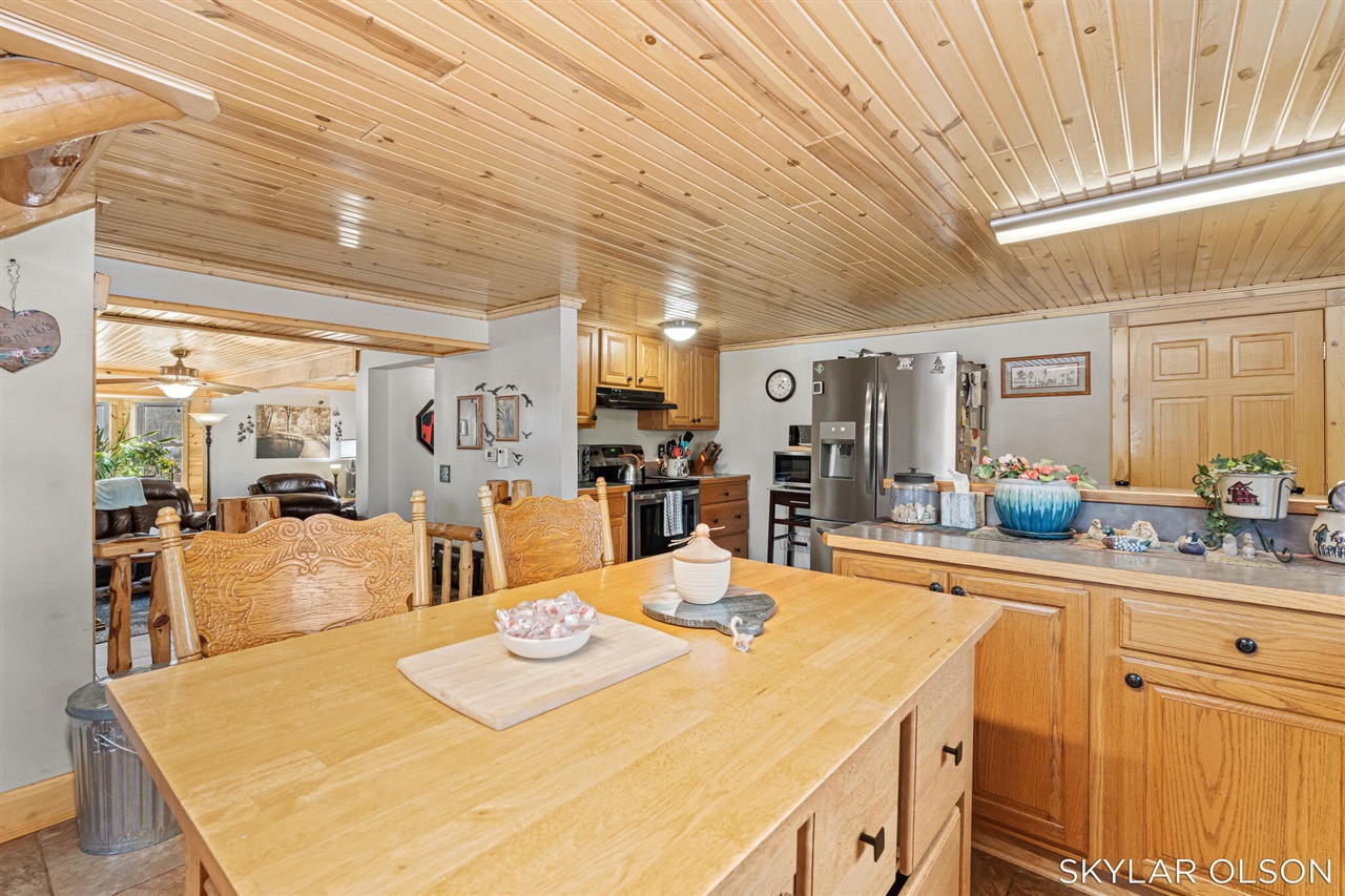 520 N Campbell Road, Fountain, MI, 49410-9605