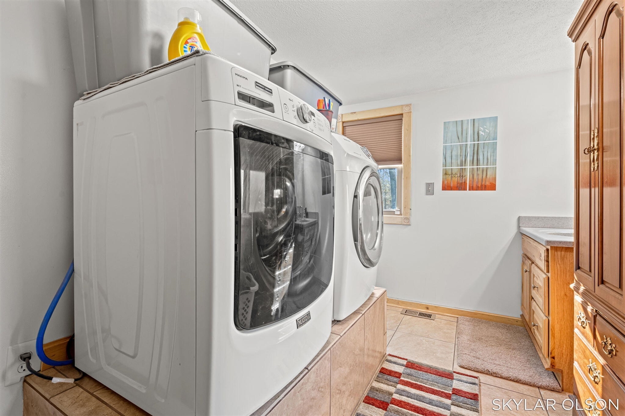 520 N Campbell Road, Fountain, MI, 49410-9605